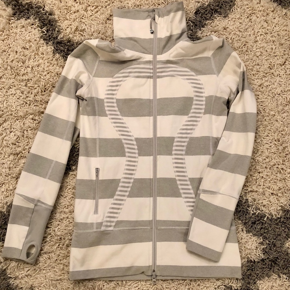 Lululemon logo zip up